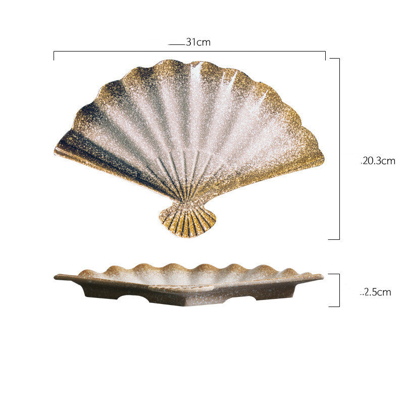 Elegante Porzellan-Teller in Fächerform