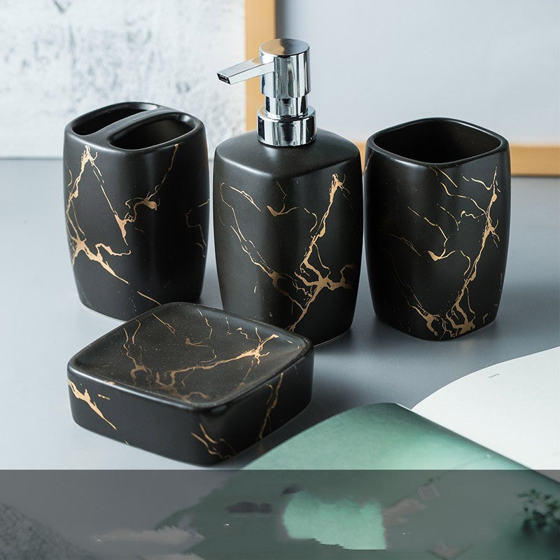 Badezimmer-Set aus Keramik