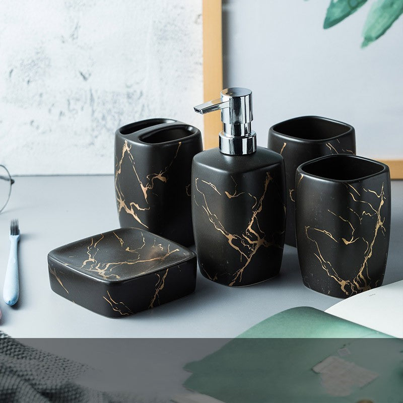 Badezimmer-Set aus Keramik
